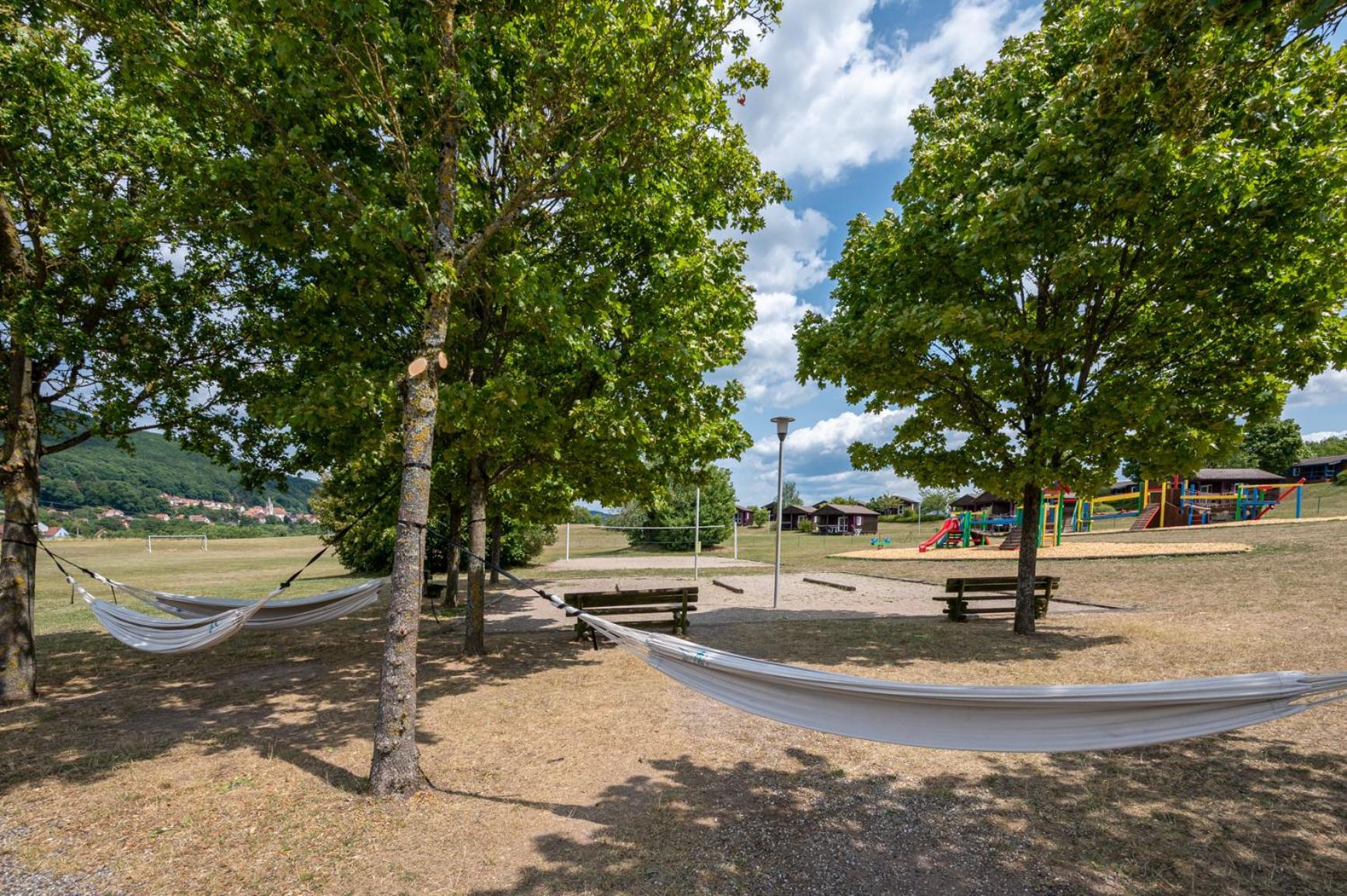 Camping Les Vosges Du Nord Oberbronn 외부 사진